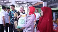 4.794 KPM Kecamatan Krembung Terima Bantuan Pangan Beras