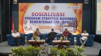 Plt Bupati Sidoarjo Subandi Bantu Masyarakat Manfaatkan Program PTSL