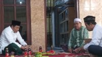 H.Subandi Sowan Ulama dan Kiai di Karangpuri Wonoayu