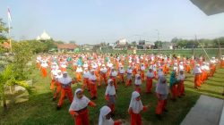 Program Pembiasaan Bersihati dan Literasi Serentak Wujudkan Karakter Positif Siswa SDN Keret, Kecamatan Krembung, Kabupaten Sidoarjo