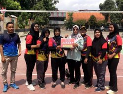 Selamat atas Kemenangan Tim Guru Bola Voli Putri SD Negeri Janti 2 Tarik Dalam Lomba Peringatan HUT RI ke-80, “Team Work Adalah Kunci dari Sebuah Kemenangan”