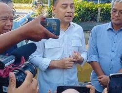 Walikota Surabaya Meninjau Sungai Kebon Agung: Semburan Air Kini Sudah Tak Muncul Lagi