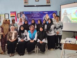 Peningkatan Kompetensi Guru Melalui Berbagi Praktik Baik: Optimalisasi Teknologi Digital untuk Pembelajaran Mendalam bersama Komite dan Paguyuban SDN Kedungsumur 3 Krembung