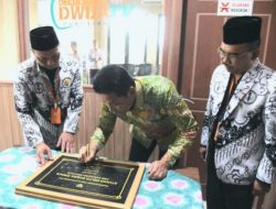 Peresmian Podcast dan Studio Mini PGRI Sidoarjo oleh Bupati Sidoarjo
