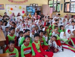 Hari Guru Nasional 2025 di SDN Kletek Penuh Haru, Nostalgia, dan Kejutan Penghargaan untuk Guru Hebat