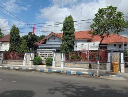 Slogan “Sampang Hebat Bermartabat Plus” Tidak Tepat, Birokrasi di Kabupaten Sampang Memprihatinkan, Pegawainya Makan Gaji Buta!