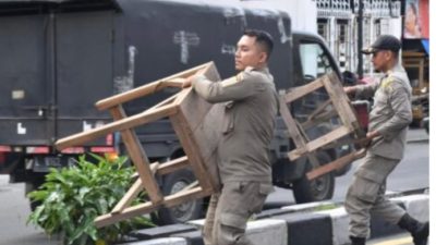 Oh Surabaya..KAU TERTIB ATAU ADIL..?!
