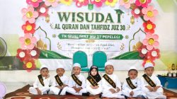 Wisuda Al-Qur’an dan Tahfidz Juz 30 Angkatan I TK Muslimat NU 37 Pepelegi Berlangsung Khidmat dan Penuh Haru