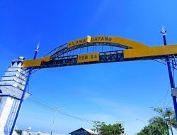 Estetika Gapura Pintu Masuk Sampang – Pamekasan Sudah Suram, dan juga Bau Sampah yang Menyengat