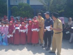 Perum PT Garam Kecamatan Pangarengan Memberikan Bantuan Sosial kepada 89 Pelajar